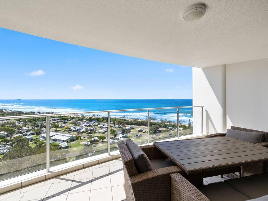 Sensational Ocean View 2 Bedroom Apartment マルーチードール エクステリア 写真