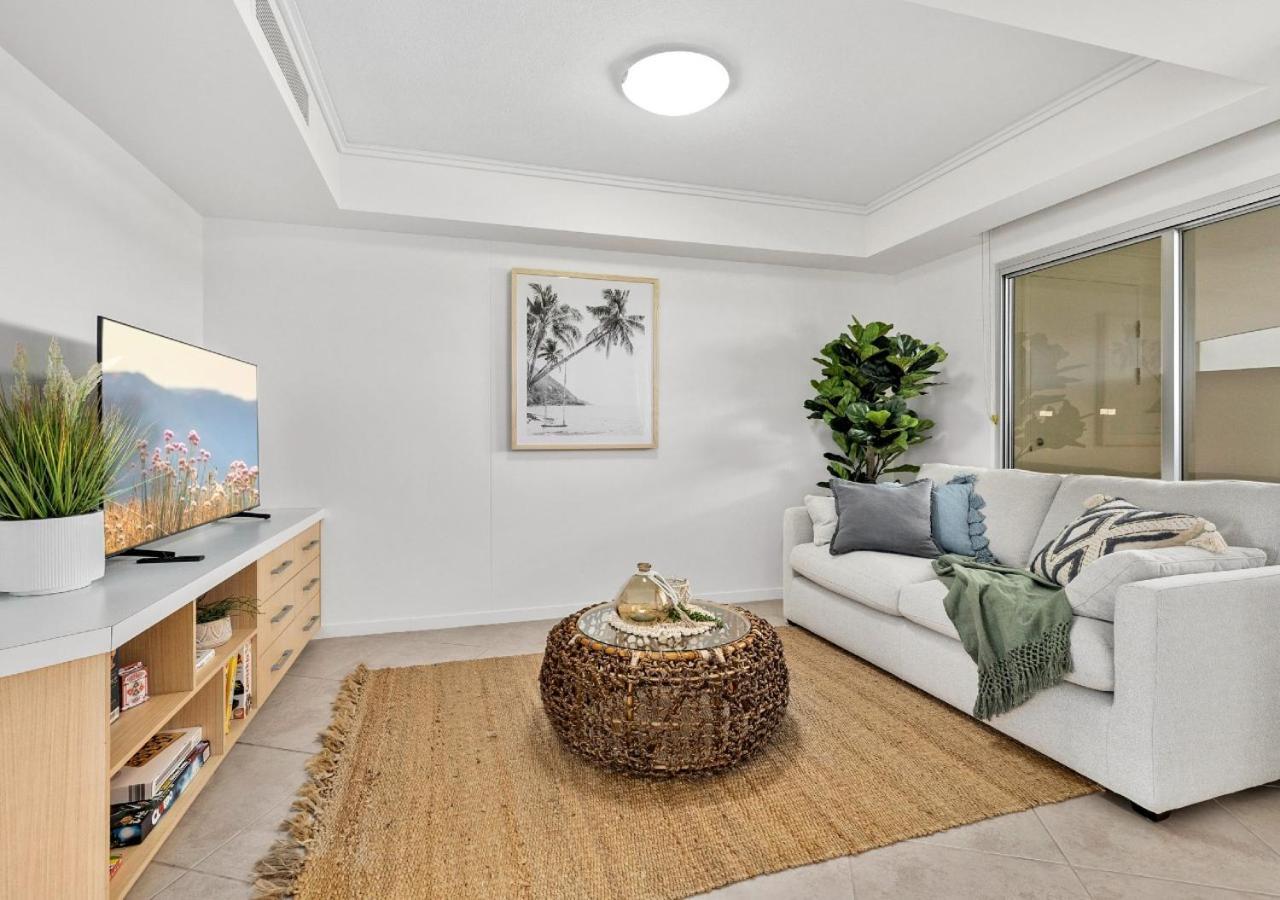 Sensational Ocean View 2 Bedroom Apartment マルーチードール エクステリア 写真